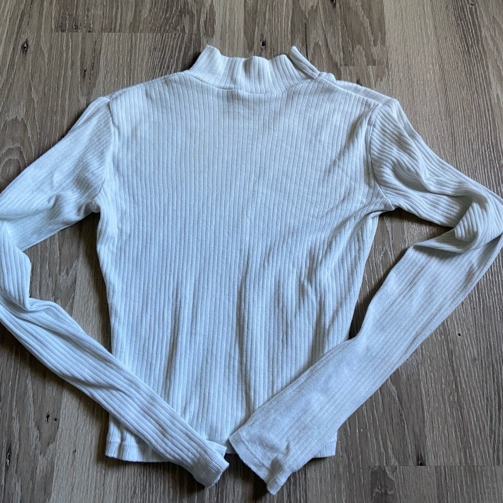 Brandy Melville White Turtleneck